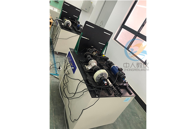 維修電工與實訓(xùn)初級篇(圖2) 維修電工與實訓(xùn)初級篇(圖2)